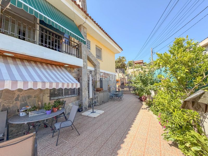 Foto cf932fba-7de6-4180-b63a-d3a66a42ddbd. Casa aparellada amb calefacció aparcament piscina a Abrera