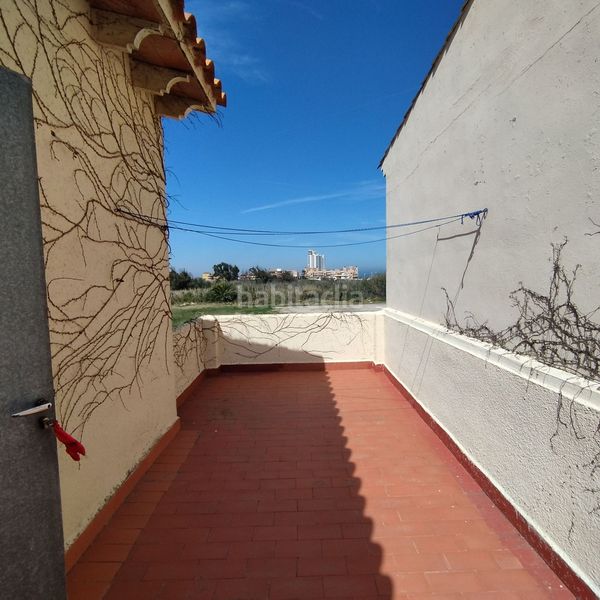 Foto d3169a1e-9d36-4af2-8b92-64ec1074c49f. Semi detached house in Mareny Blau Sueca