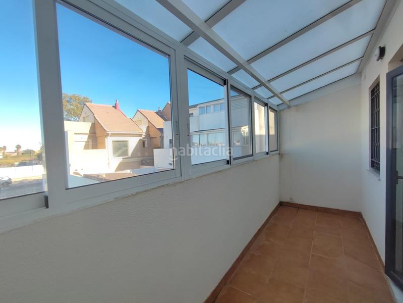 Foto fe553538-e55d-4306-bcc9-05da7aea7817. Casa a schiera con parcheggio in Sueca Sueca
