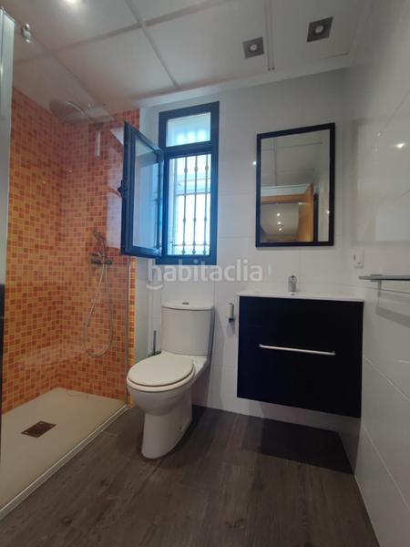 Foto 87bcc16b-a258-41ea-b5b9-f214be02bde9. Casa adossada amb aparcament a Sueca Sueca