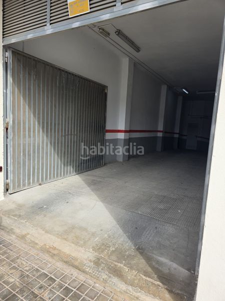 Foto 0e69eb77-30be-47d5-82ae-df4f9cd2126e. Aparcament cotxe a Sueca Sueca