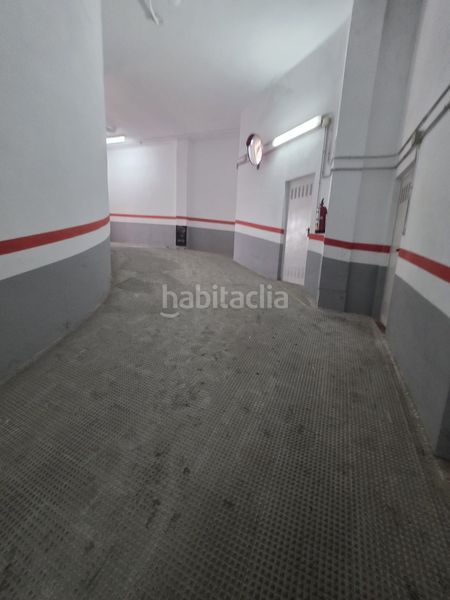 Foto 25582194-621d-41a3-9294-daab28f91069. Aparcament cotxe a Sueca Sueca