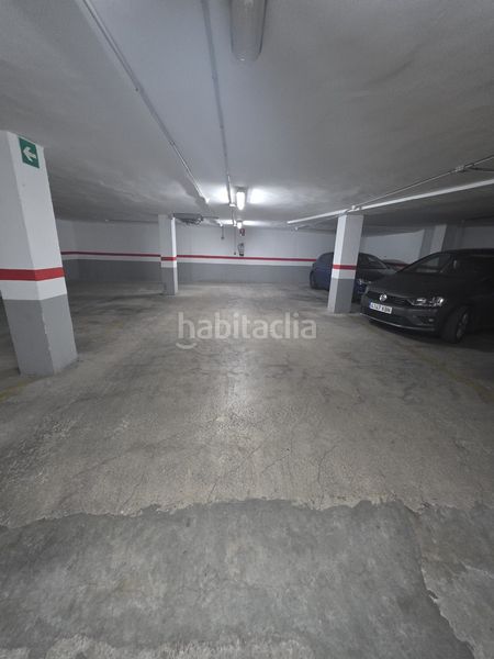 Foto 26eb78da-71ea-4708-8f63-5b216533e23e. Aparcament cotxe a Sueca Sueca