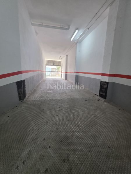 Foto 3366a414-c006-44a2-b960-851135de2da1. Aparcament cotxe a Sueca Sueca