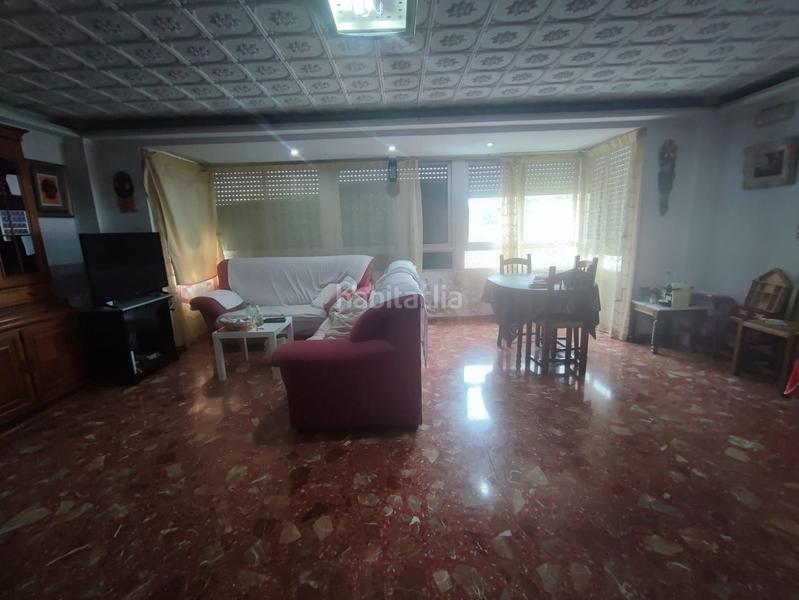 Foto e0c64408-cc8e-45d5-a8d8-d902e7e5944a. Pis a Sueca Sueca