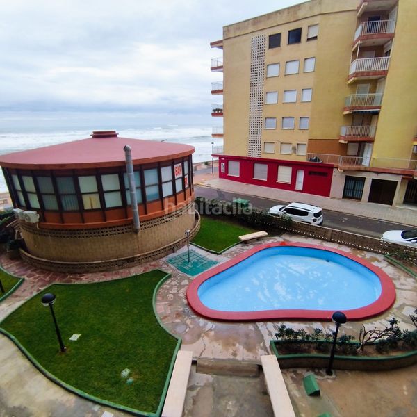 Foto 7ed74e86-4e29-4789-b548-da6ab69ca8e2. Apartament amb piscina a Les Palmeres Sueca