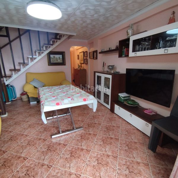 Foto a00025ee-339c-40c7-953e-7e44e776279f. Apartament amb piscina a Les Palmeres Sueca
