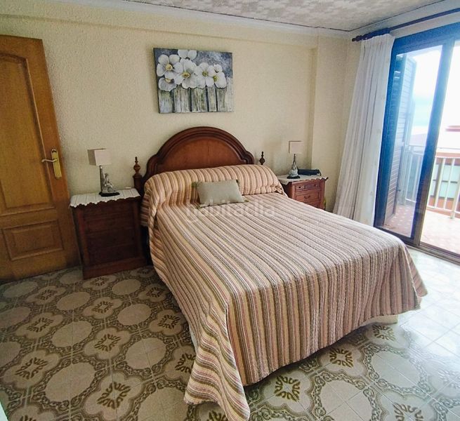 Foto bfee3c42-af80-4d5e-af4e-e9a92271493a. Apartament amb piscina a Les Palmeres Sueca