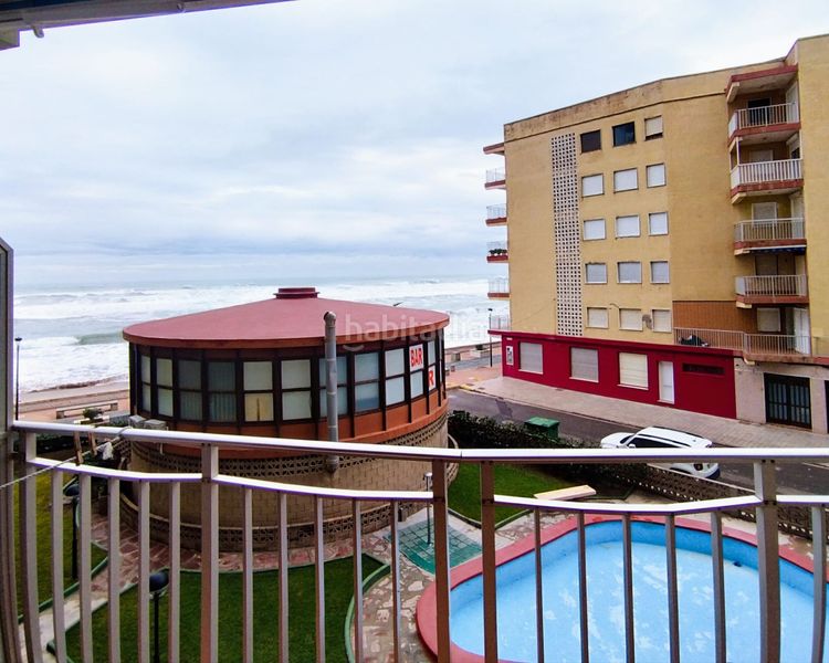 Foto e100873f-22f7-418c-a6a4-dc47b7c9ae46. Apartament amb piscina a Les Palmeres Sueca