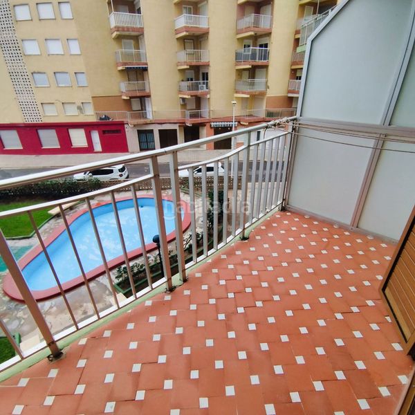 Foto e68b97e7-426d-433d-bbcc-cce68401a057. Apartament amb piscina a Les Palmeres Sueca