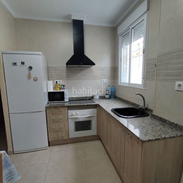 Foto 2a79ff94-4517-4ac2-9064-055f9a792dee. Casa adossada a Les Palmeres Sueca