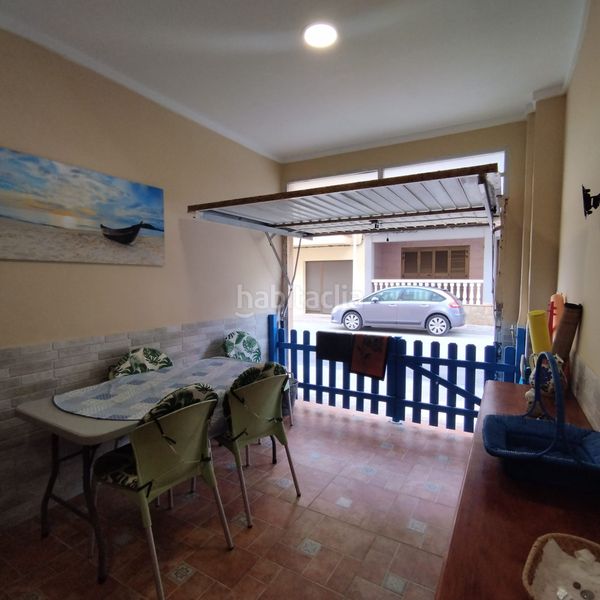 Foto a3120842-98df-492b-9ceb-fea6ed04911a. Casa adossada a Les Palmeres Sueca