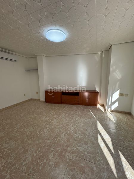 Foto 73574182-50db-4d1b-b01b-444ea95c693a. Pis a Sueca Sueca