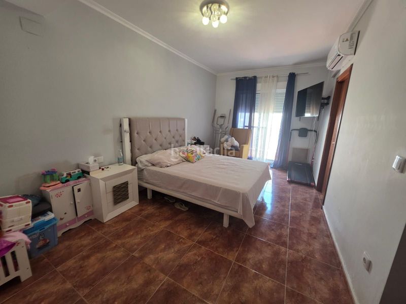 Foto 49fec312-5243-4cb1-9275-daaa6cf894b9. Casa adossada a Sueca Sueca