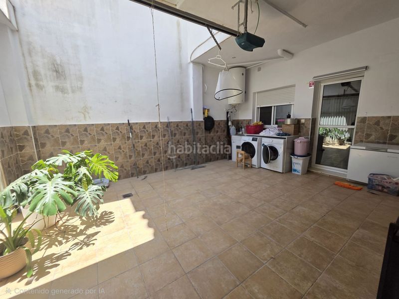 Foto 81690fbe-aa9a-4520-abc2-96fa76739288. Casa adossada a Sueca Sueca