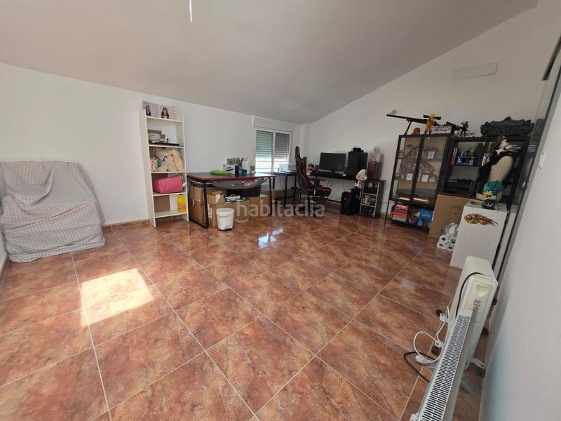 Foto d17ffc6c-9b78-4769-bd26-3a936c816766. Casa adossada a Sueca Sueca