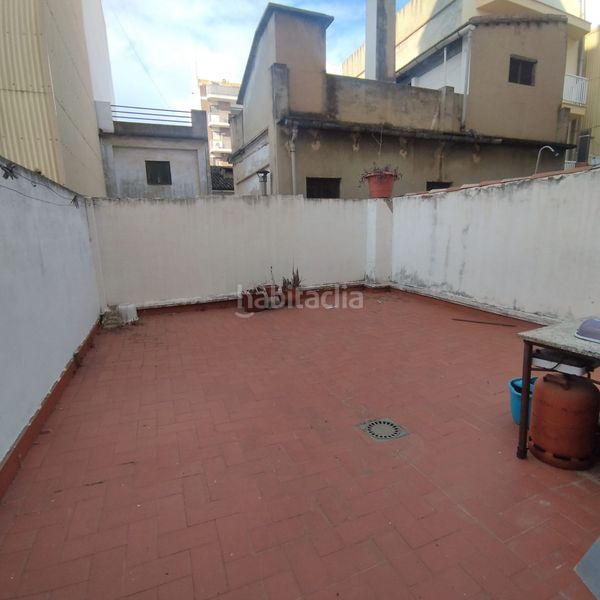 Foto a3e7e788-e8c9-40aa-bf4c-398fa0f5926b. Pis a Algemesí
