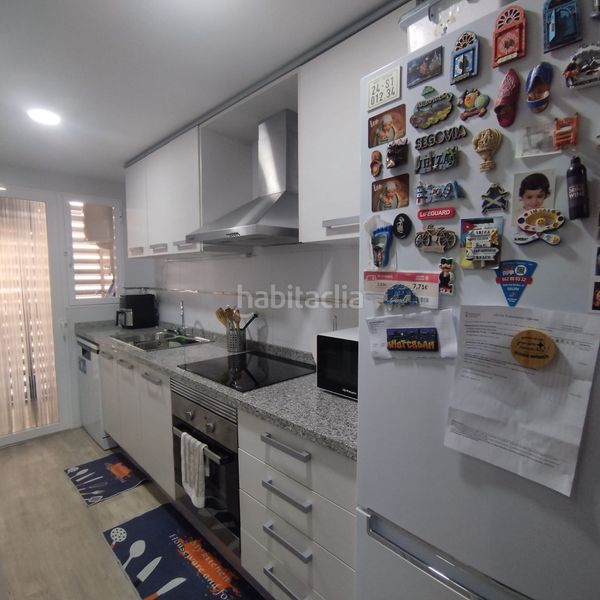Foto b3fcf5e6-672e-45ec-aed4-092c18823ce7. Pis a pueblo de Cullera Cullera