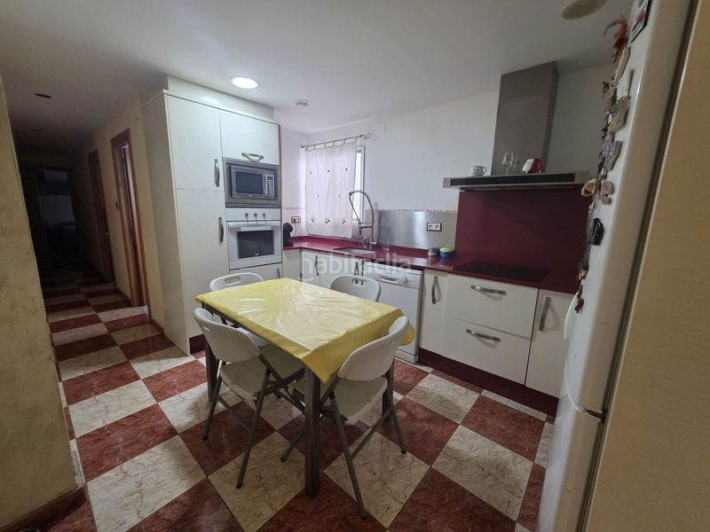 Foto 2ebffed9-1c07-4227-8f12-3d7f565ce834. Casa amb aparcament a Sueca Sueca
