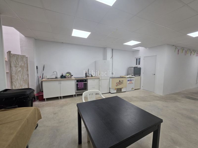 Foto f30efb87-3d44-413d-a2a6-6edda654bd75. Casa amb aparcament a Sueca Sueca