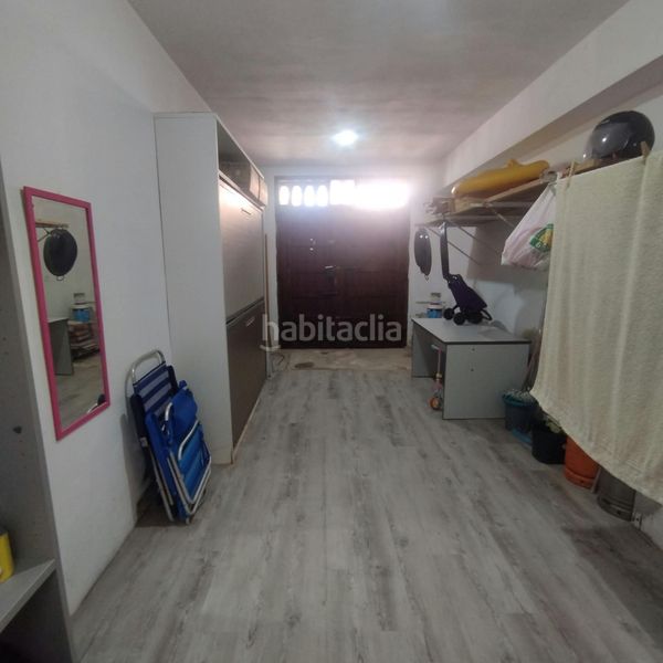 Foto 1df6087e-59f7-487b-843d-ec69e78a81df. Casa amb aparcament a Les Palmeres Sueca