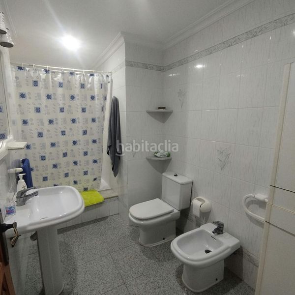 Foto 2f2426b9-acd1-479b-801f-9893ed9befa0. Casa amb aparcament a Les Palmeres Sueca