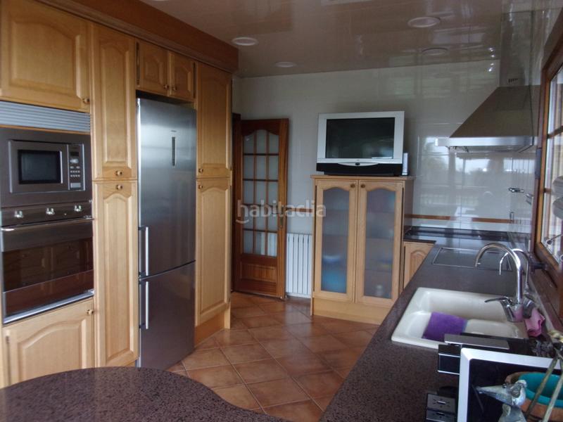 Foto 091d7782-7ba5-4e6c-afe6-d141b9b2bdb3. Haus mit kamin heizung parking pool in Pinemar Pineda de Mar