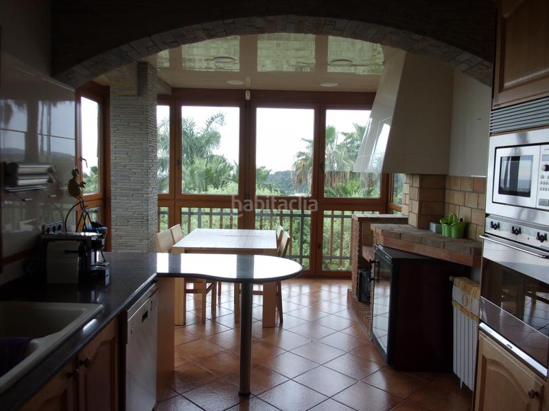 Foto 83a8dbee-c68e-4bb3-b2b3-5e9f6ccfe32a. Haus mit kamin heizung parking pool in Pinemar Pineda de Mar