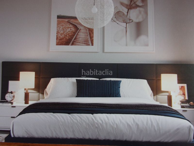 Foto a82fa186-f24e-47bd-bcb3-3caae260a396. Edificio in avinguda hispanitat 31 in Poblenou Pineda de Mar