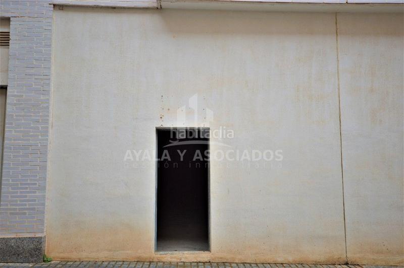 Foto a9bf5107-80c7-42c3-9dd3-08e538eecad4. Local comercial se vende local comercial en jose maria de la puerta en Cartagena