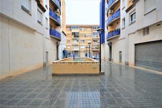 Local Comercial a Barrio Peral-San Félix. Se vende local comercial en jose maria de la puerta