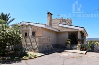 Bauernhof en Pern. Finca rustica en venta, paraje torre rubia