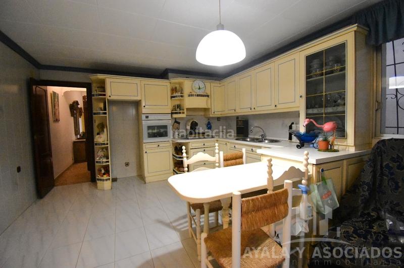 Foto 33db370c-a2fe-4435-9b8c-5ab1fb9d4f33. Casa adosada planta baja en venta, san anton () en Cartagena