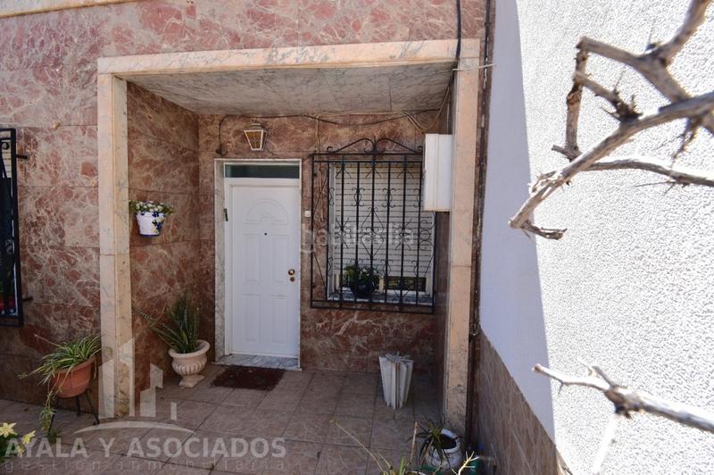 Foto 4cc6da28-6e26-4771-9e51-7ed88d28e51e. Casa adosada planta baja en venta, san anton () en Cartagena