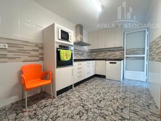 Doppelhaus in Polígono Santa Ana. Planta baja en venta, el bohio