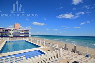 Flat in Entremares. Bajo de piso en venta, urbanizacion las sirenas i (la manga del