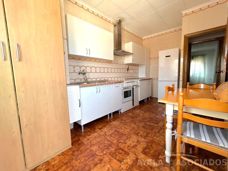 Foto ca09ff02-515e-4618-b611-bd514bc0a6f5. Piso  con garaje en venta, barrio de la concepcion en Cartagena