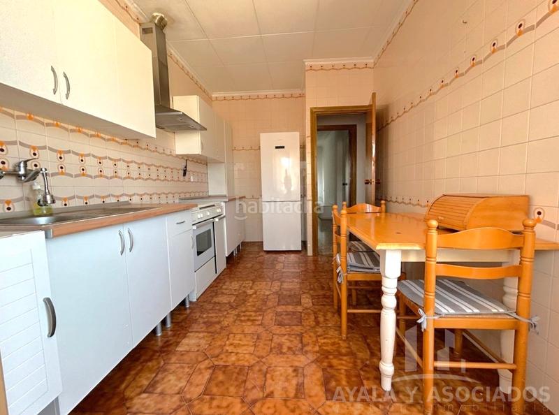 Foto d3b88fb3-1d7f-4725-a2e3-ea76db220280. Piso  con garaje en venta, barrio de la concepcion en Cartagena