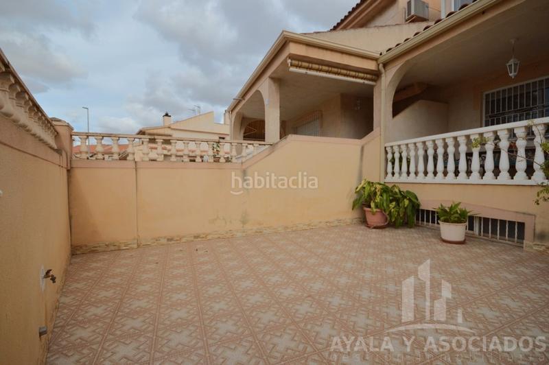 Foto 252bba2c-fad6-4418-8cd9-187b546041e0. Casa adosada duplex con sotano en venta, residencial san francisco (los barreros) en Cartagena
