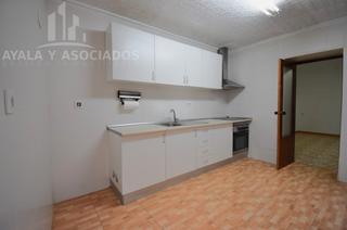 Pis a Los Barreros - Cuatro Santos. Bajo de piso en venta, los barreros