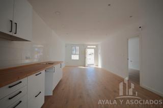 Casa a Barrio Peral-San Félix. Planta baja en venta, barrio peral