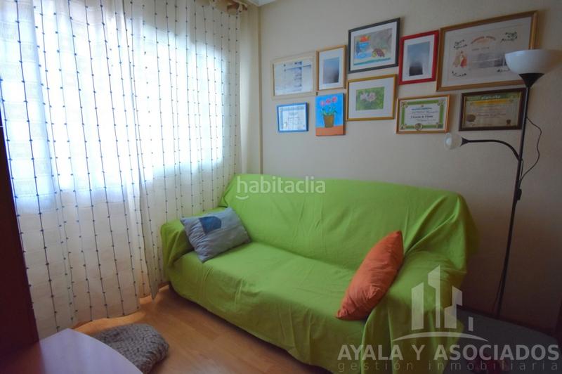 Foto c12fa32c-0010-4c1f-b045-7fc6f64fa9b6. Casa pareada duplex en venta, poligono santa ana en Cartagena
