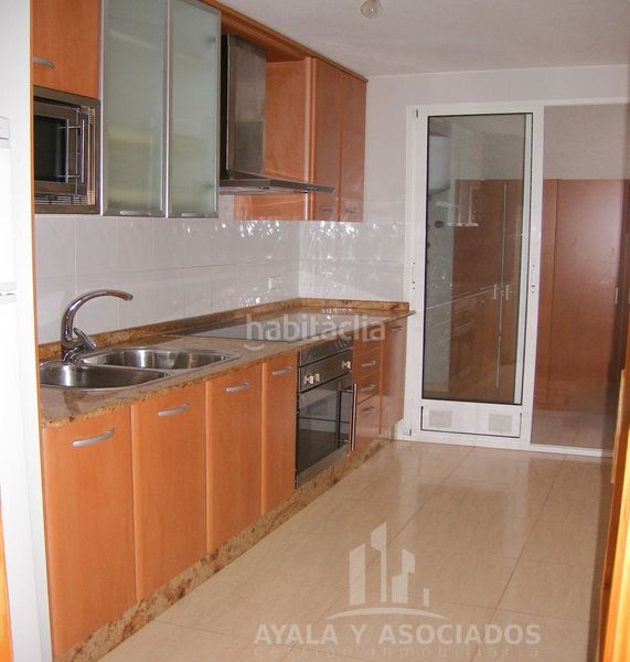 Foto 2c0eb740-a68c-4ce2-98e9-17f3dca73800. Piso  en venta con plaza de garaje y trastero, en la union en Unión (La)