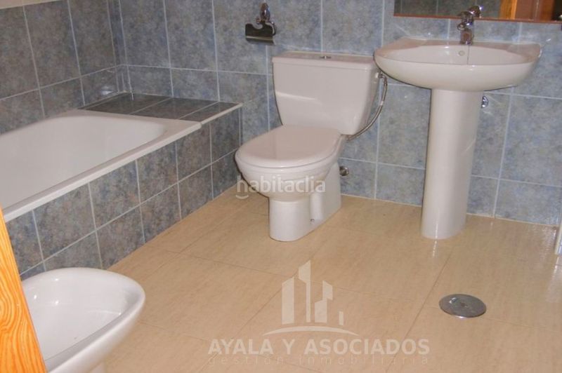 Foto 7490b50f-f606-499e-84a9-337d703fe910. Piso  en venta con plaza de garaje y trastero, en la union en Unión (La)