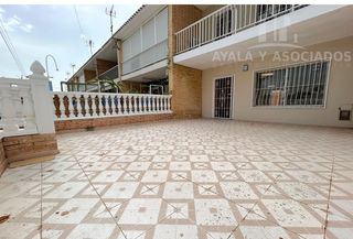 Casa adossada a Islas Menores-Mar de Cristal