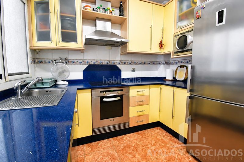 Foto 587f5432-7666-43d0-949e-b5c39d412792. Piso  en venta - zona estación en San Ginés Cartagena