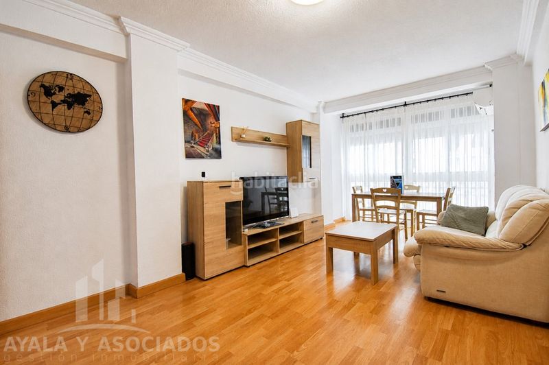 Foto c9bd9b0d-a9d8-44d5-b50a-32263b4e8655. Piso  en venta - zona estación en San Ginés Cartagena