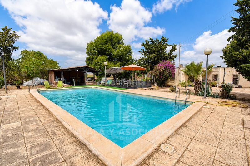Foto 323e5ecd-8ae7-4bfd-af0b-7daaa7606bfa. Masía finca rustica con piscina en venta, en La Aljorra en Cartagena