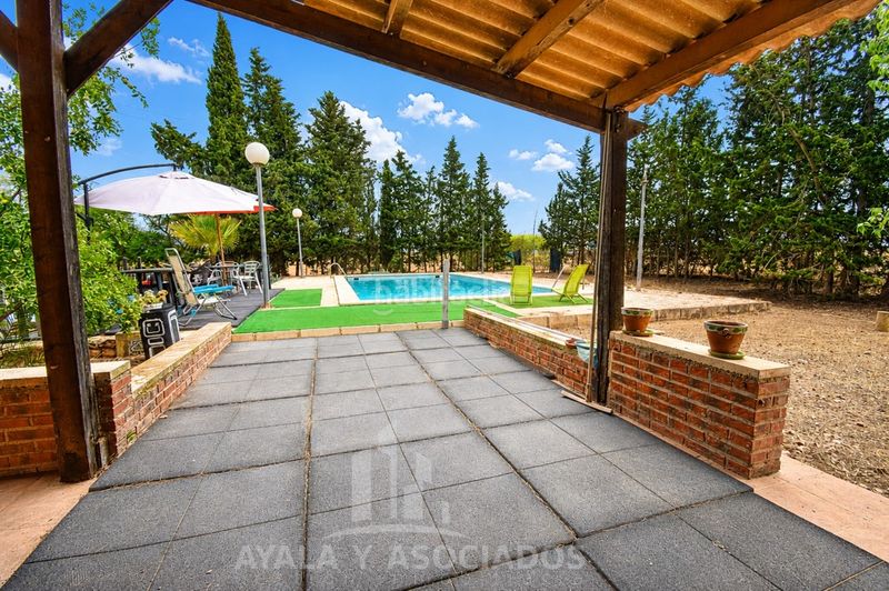 Foto edfb6147-4be0-4d93-98d1-f9abbc9ef54c. Masía finca rustica con piscina en venta, en La Aljorra en Cartagena