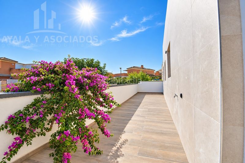 Foto e7de0fa7-0774-4d4e-bab6-1c7a812169bd. Chalet  recientemente reformado con piscina privada en Pozo Estrecho en Cartagena